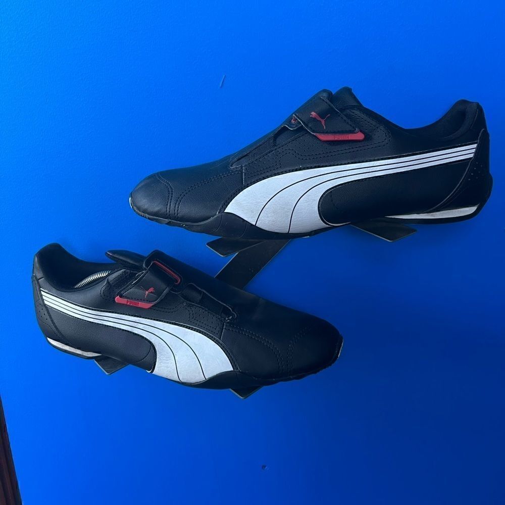 PUMA Redon Move, black /white/high risk red, men's size 11 fashion sneakers